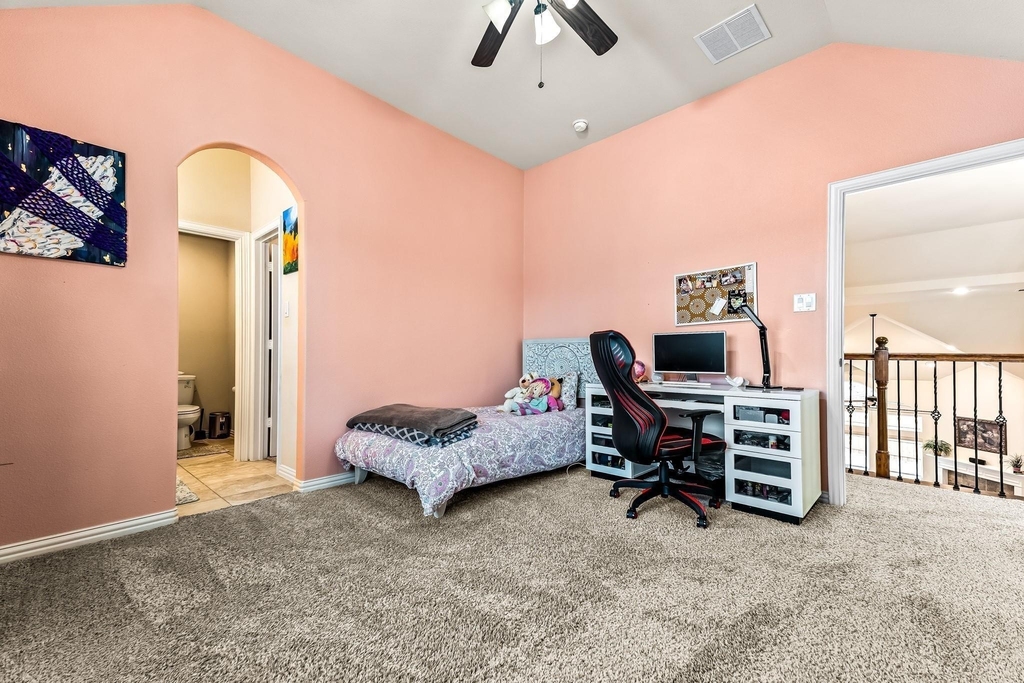 12467 Fallcreek Drive - Photo 16