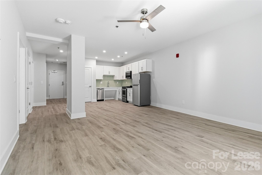 350 W Main Avenue - Photo 4