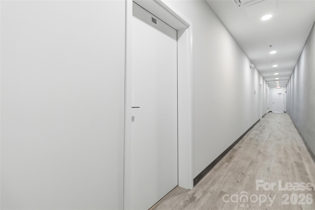 350 W Main Avenue - Photo 18