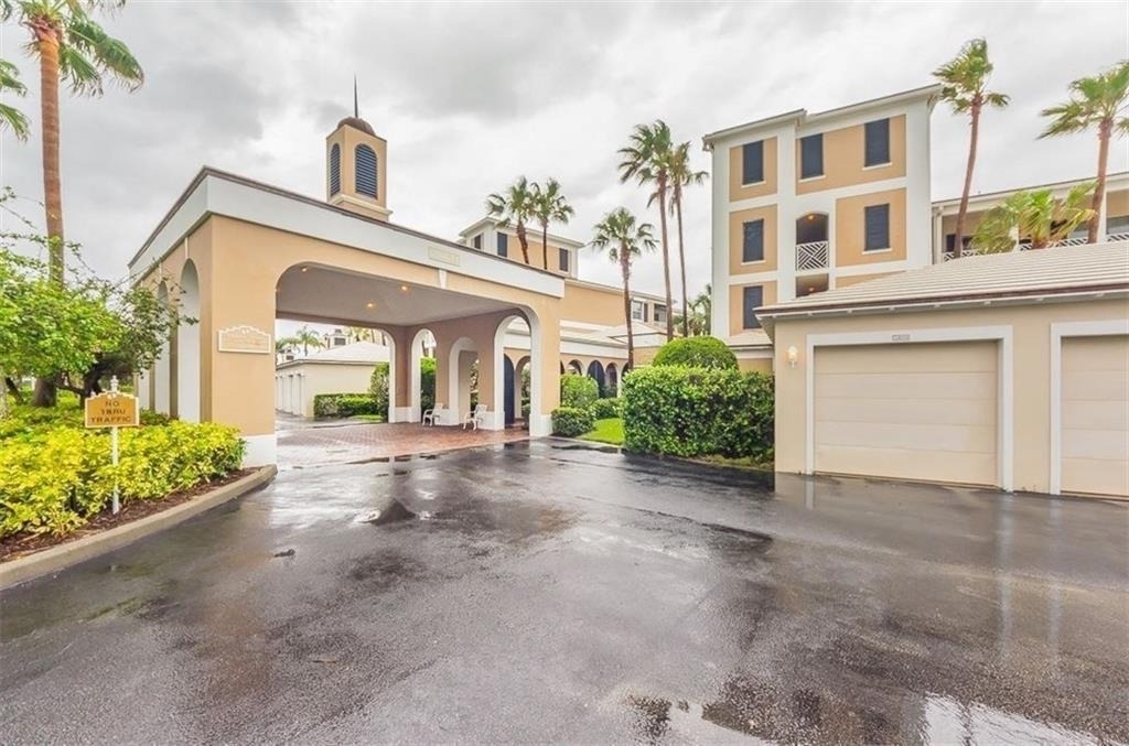 4775 S Harbor Drive - Photo 1