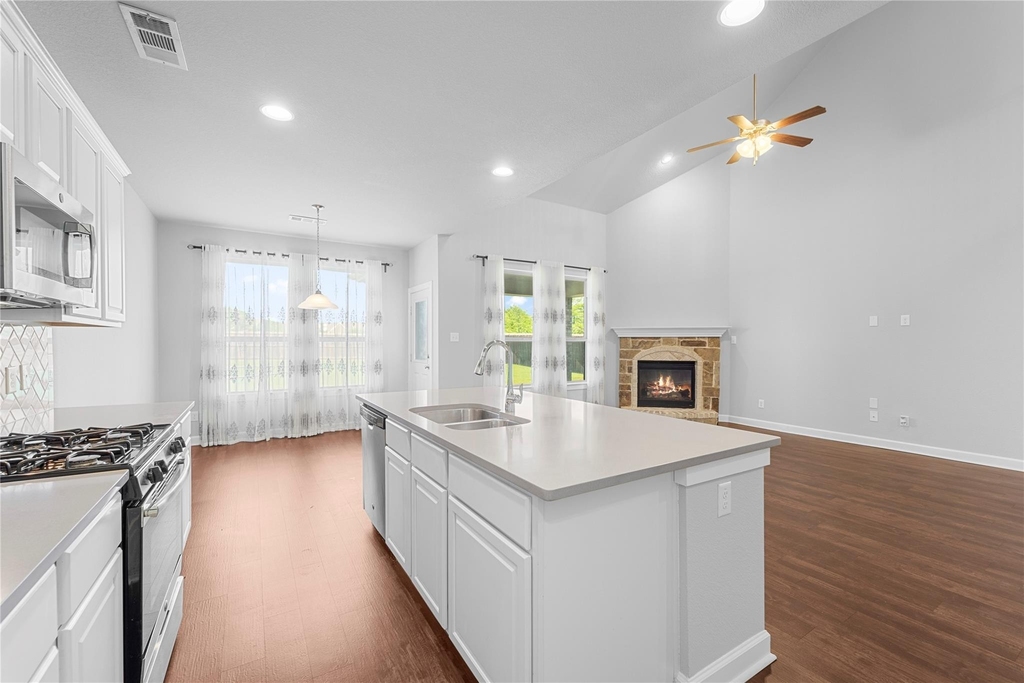1296 Carlsbad Drive - Photo 5