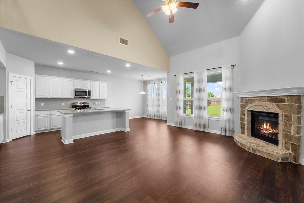 1296 Carlsbad Drive - Photo 3