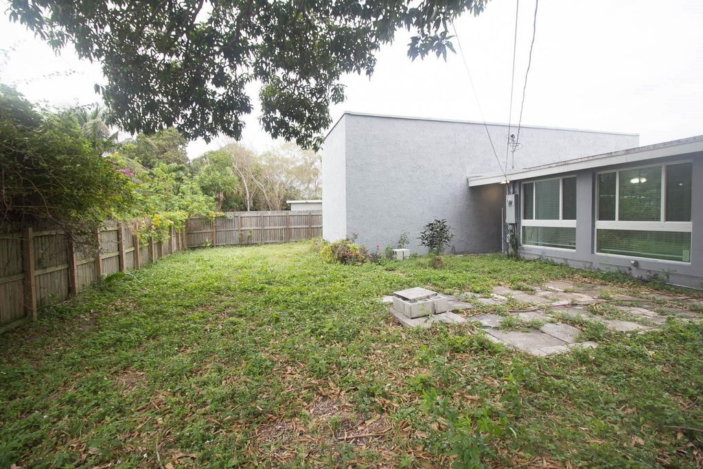1650 Ne 44th Street - Photo 25