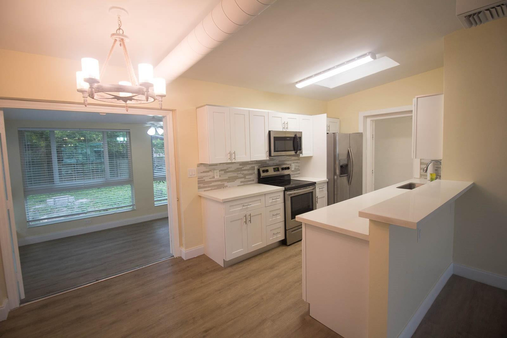 1650 Ne 44th Street - Photo 11