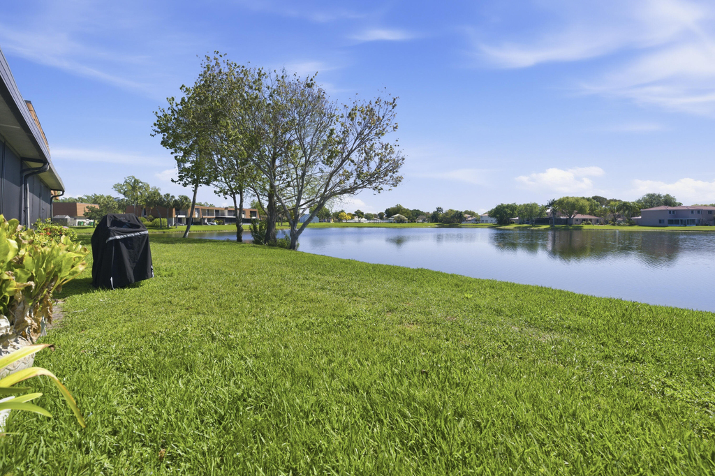 11014 Sw 15th Manor - Photo 35