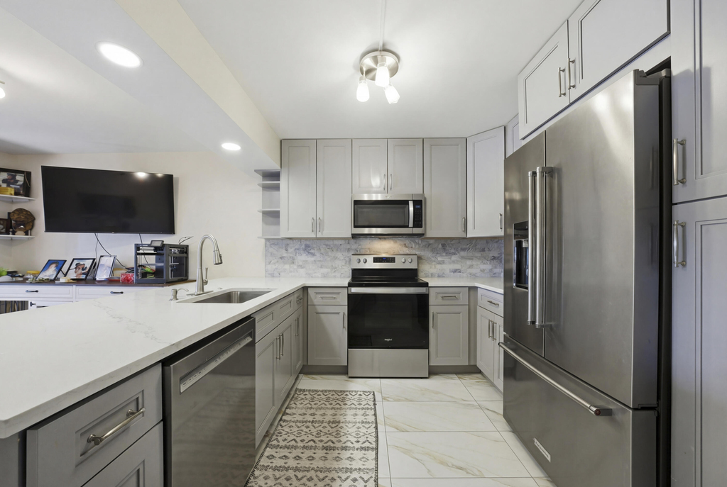 11014 Sw 15th Manor - Photo 6