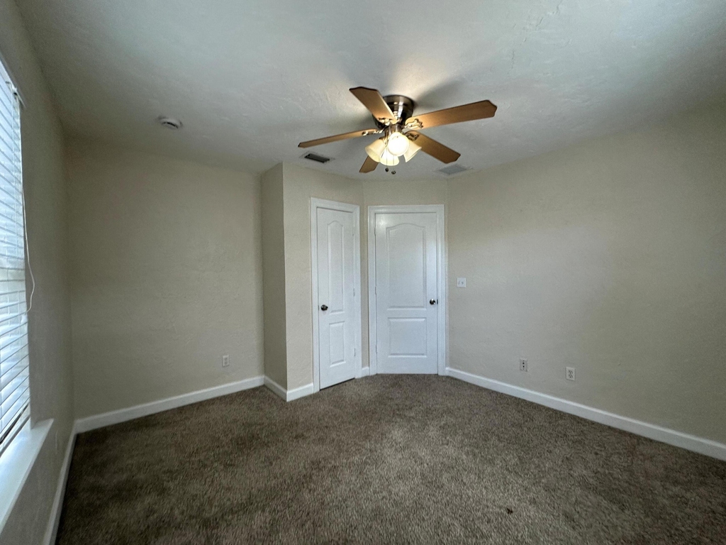 227 Foresteria Drive - Photo 8