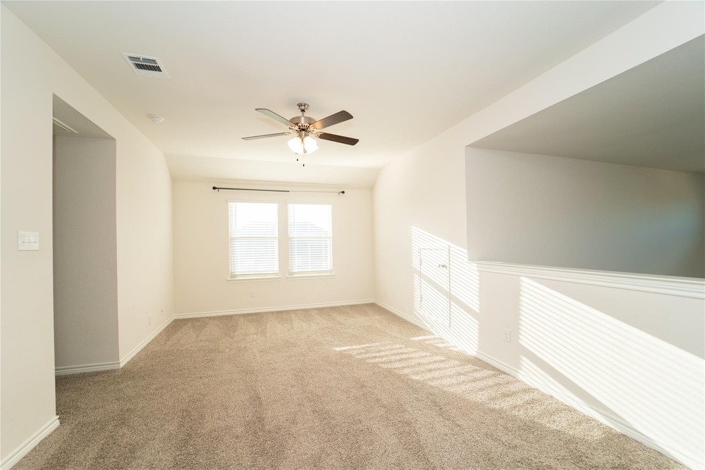 518 Saddle Club Way - Photo 15
