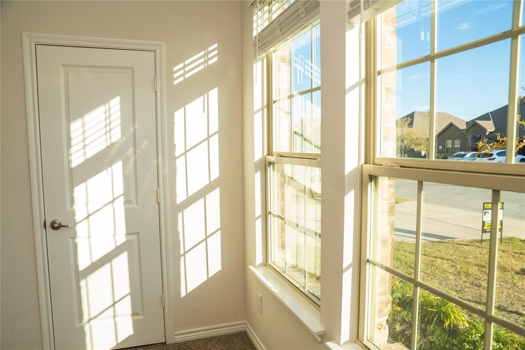 518 Saddle Club Way - Photo 21