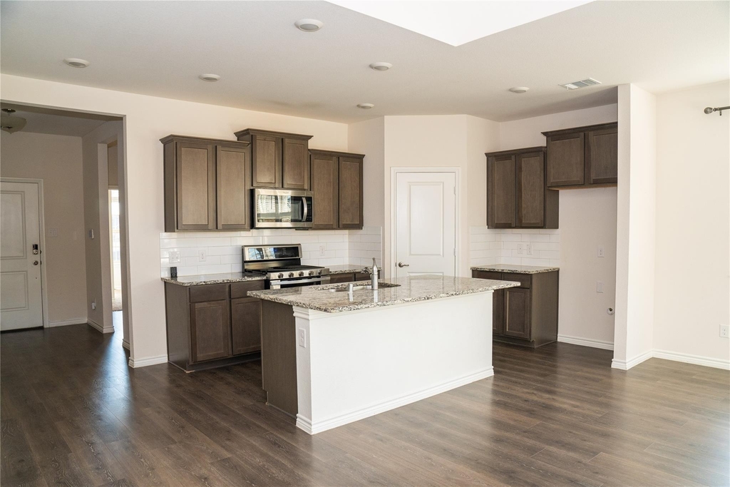 518 Saddle Club Way - Photo 2