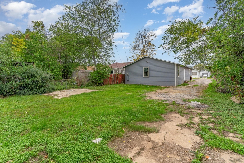 1322 Galloway Avenue - Photo 10