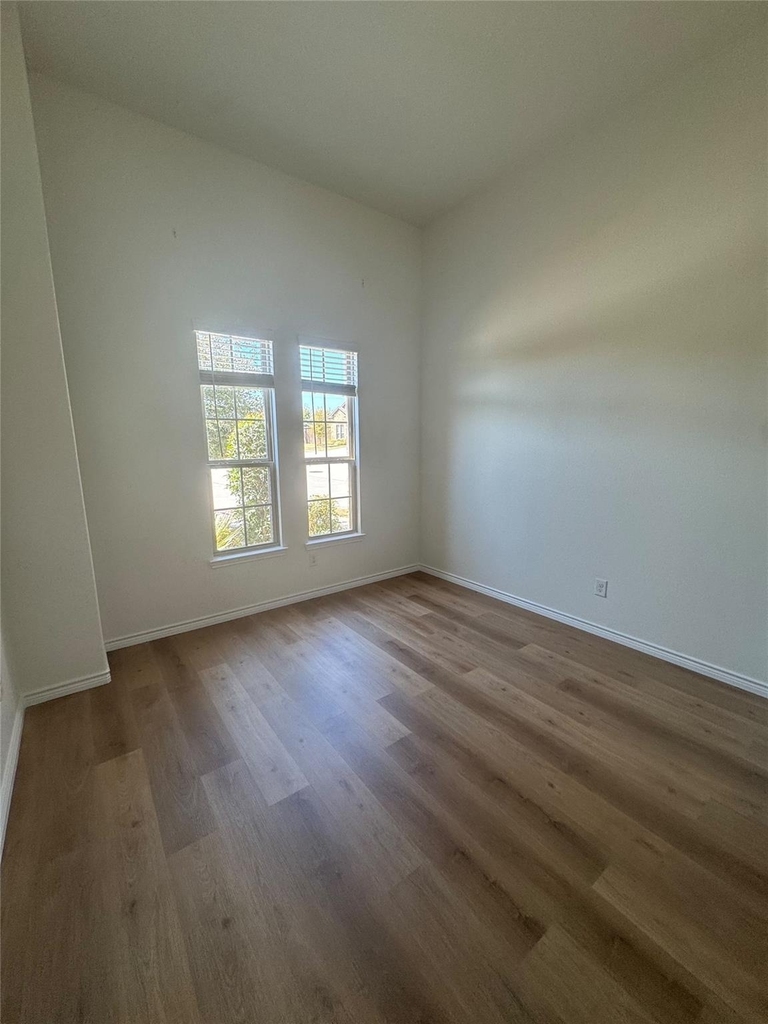 10101 Blanco Road - Photo 4