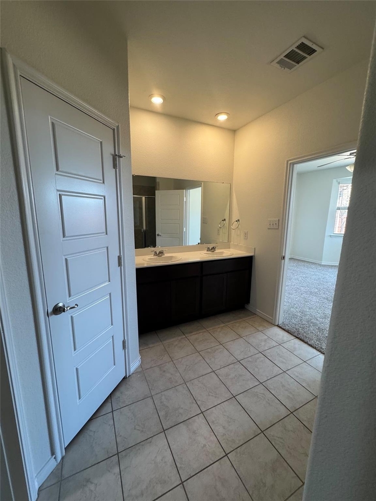 10101 Blanco Road - Photo 9