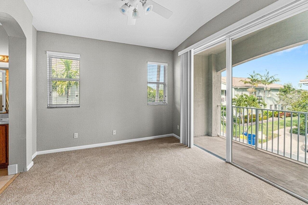 3097 Laurel Ridge Circle - Photo 10