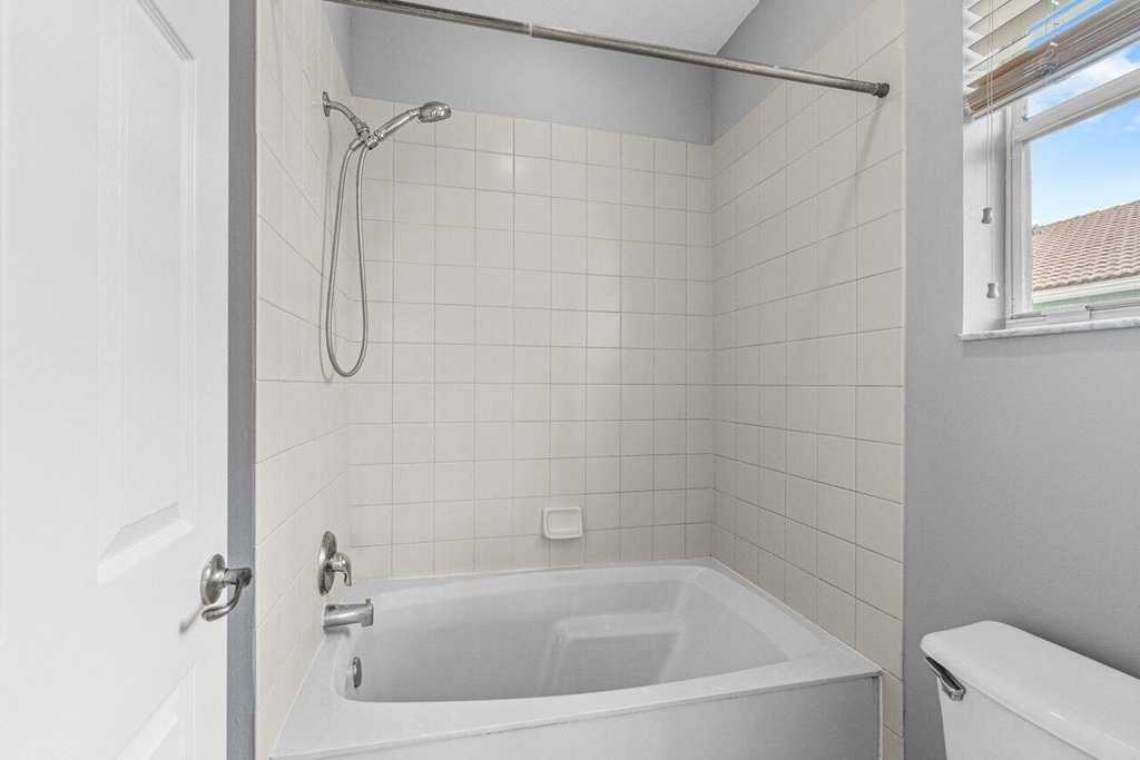 3097 Laurel Ridge Circle - Photo 7