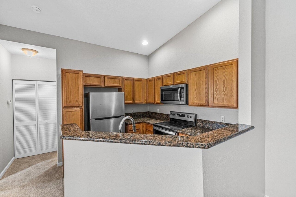 3097 Laurel Ridge Circle - Photo 3