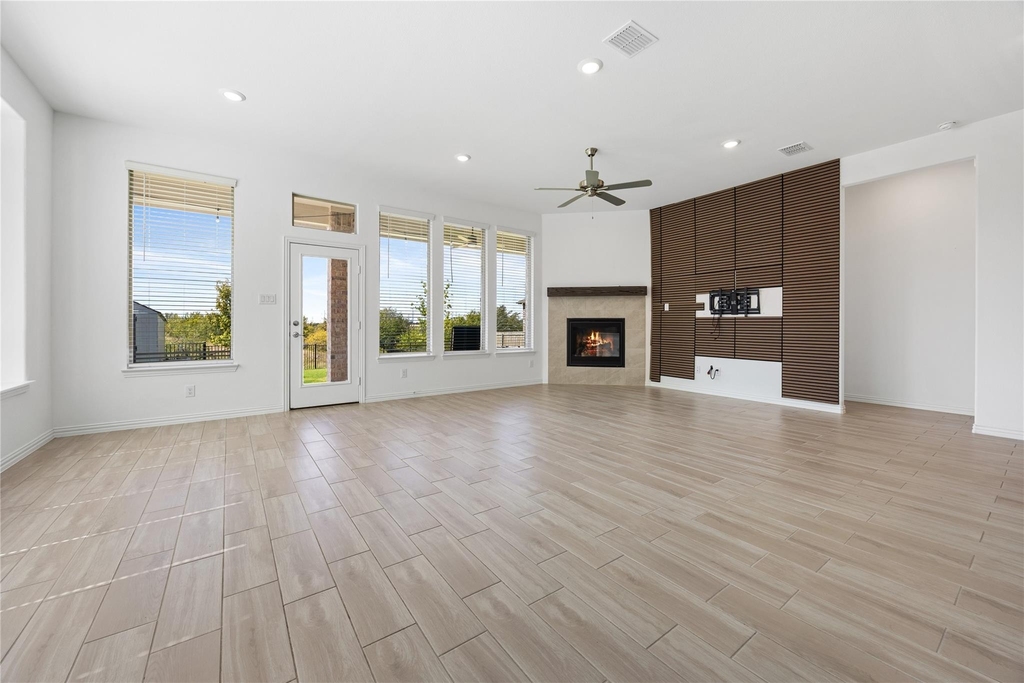 2908 Edgerton Road - Photo 4