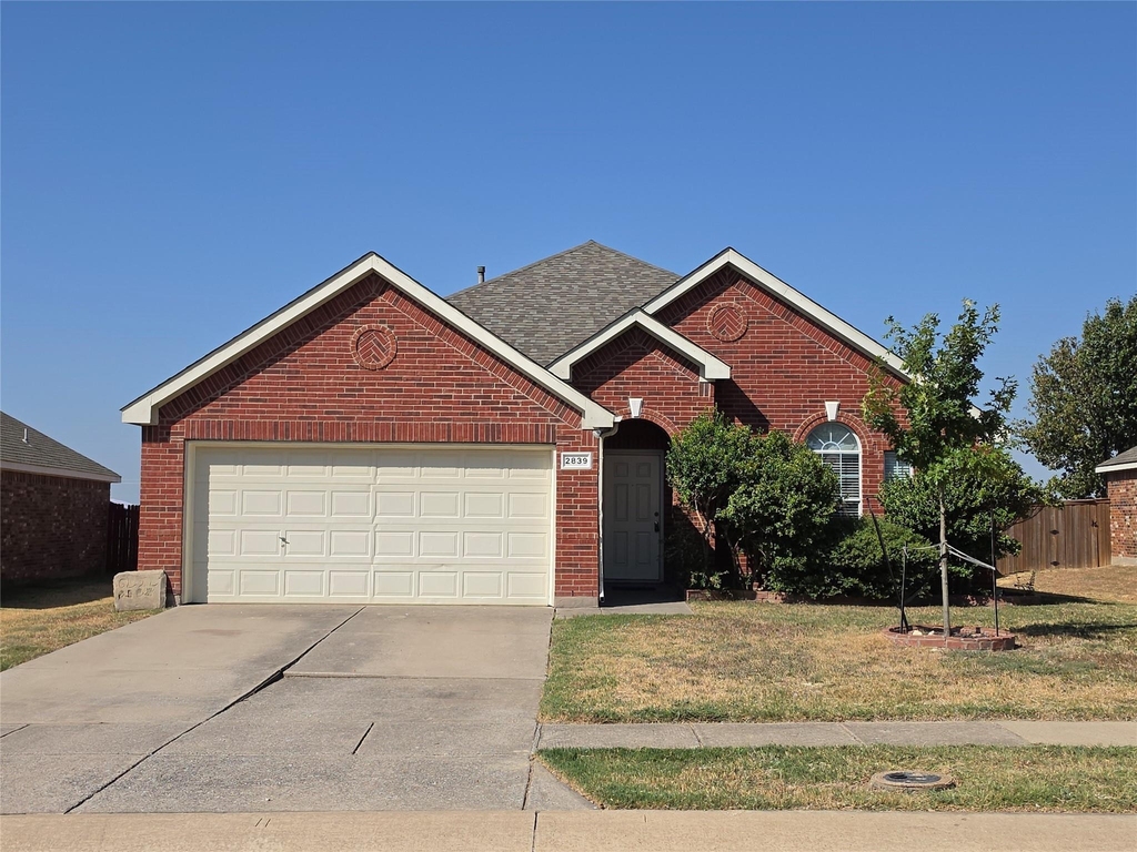 2839 Saddlebred Trail - Photo 0