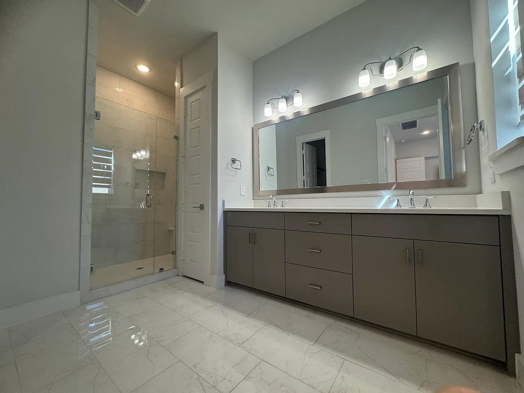 8207 Nunley Lane - Photo 9