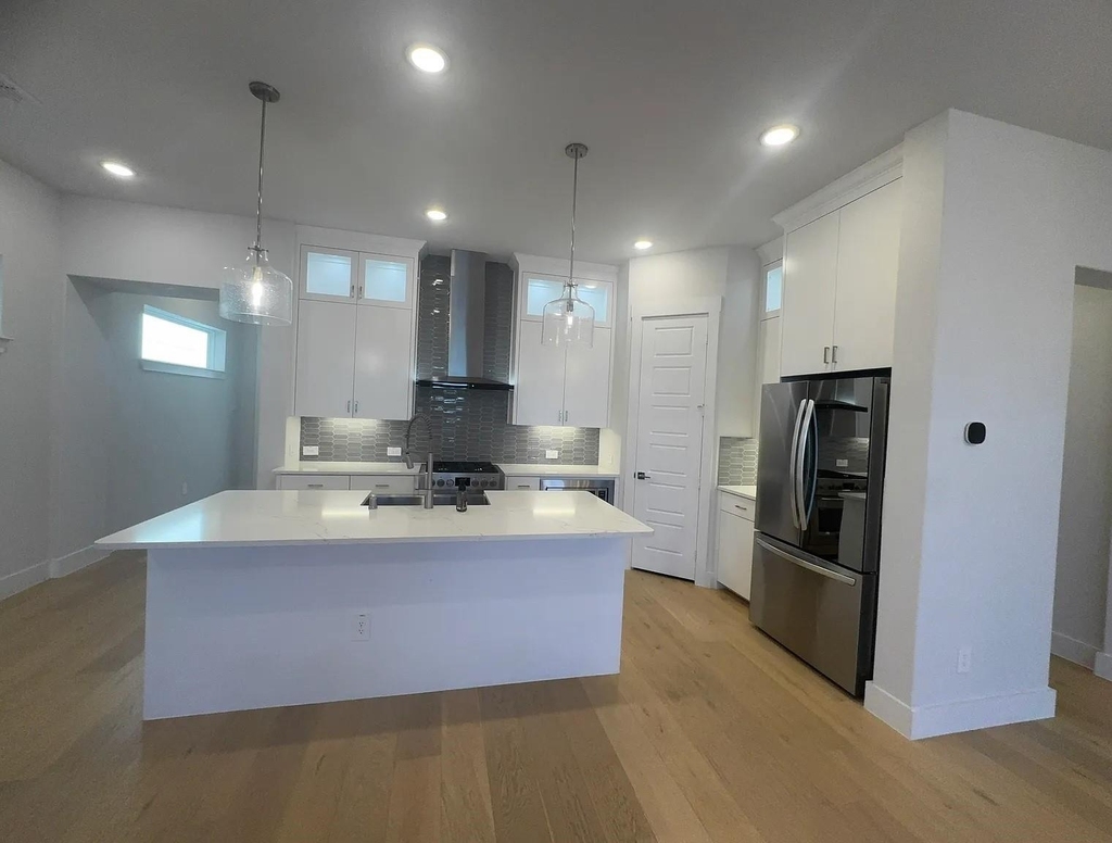 8207 Nunley Lane - Photo 5