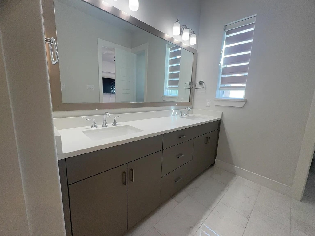 8207 Nunley Lane - Photo 16