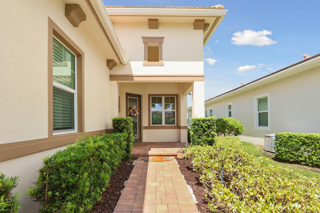 8942 Sw Pepoli Way - Photo 1