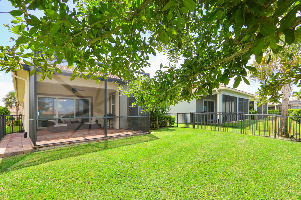 8942 Sw Pepoli Way - Photo 32