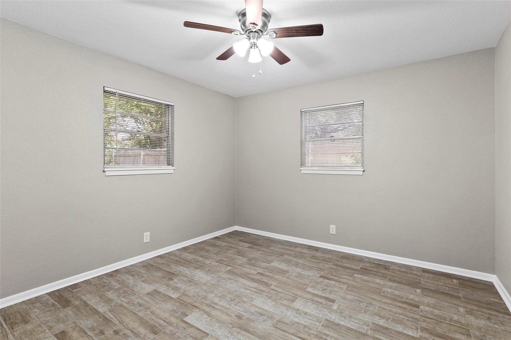 7425 S College Circle - Photo 18
