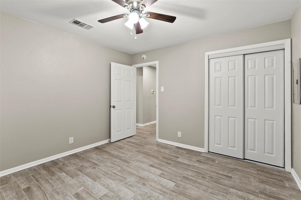 7425 S College Circle - Photo 17