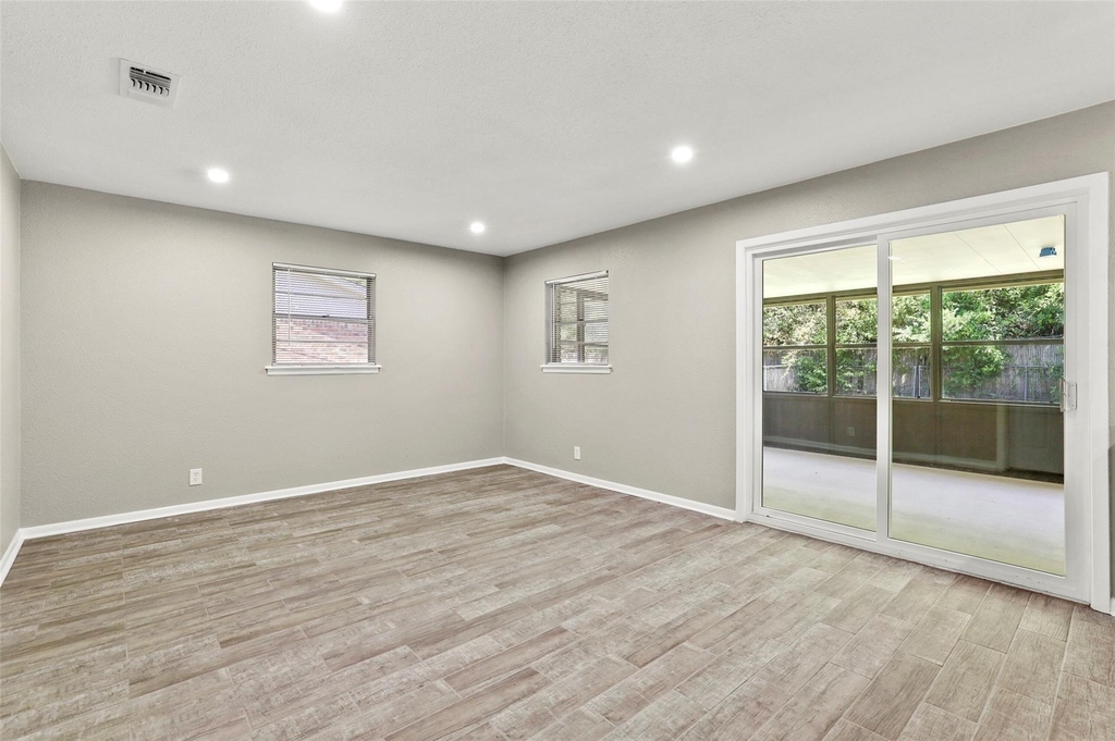 7425 S College Circle - Photo 8
