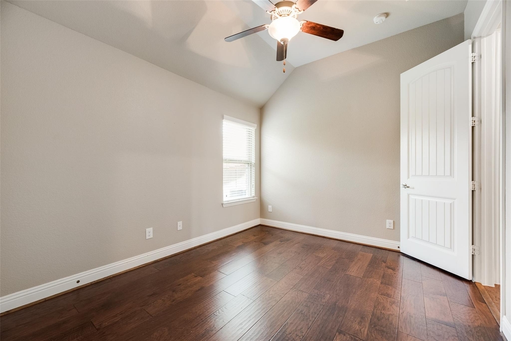 4304 Caney Creek Circle - Photo 12