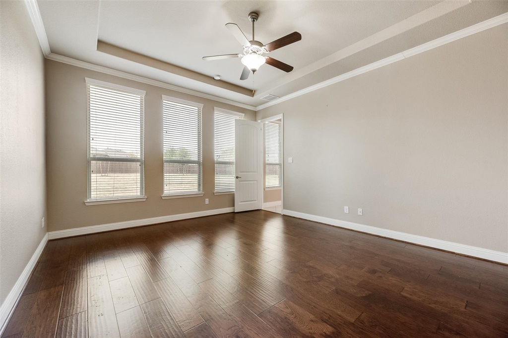 4304 Caney Creek Circle - Photo 5