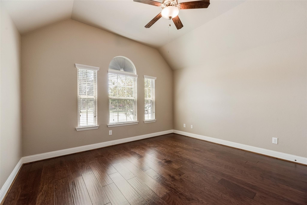4304 Caney Creek Circle - Photo 10
