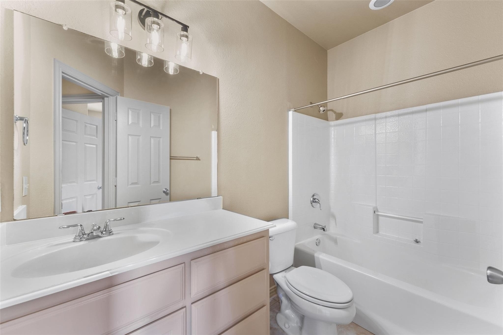511 Mariner Drive - Photo 15