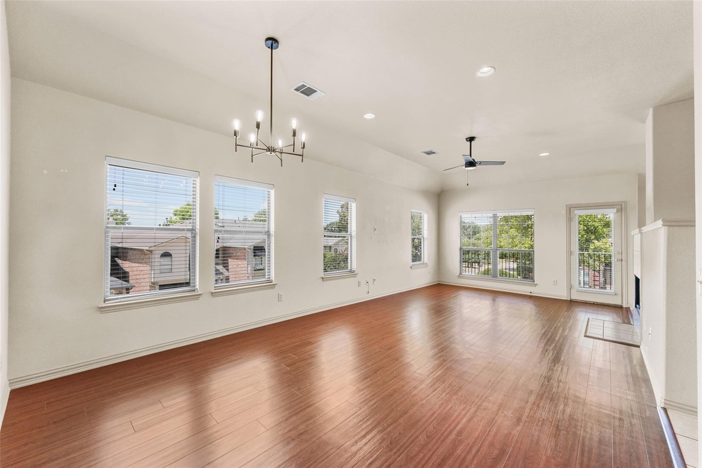 511 Mariner Drive - Photo 3