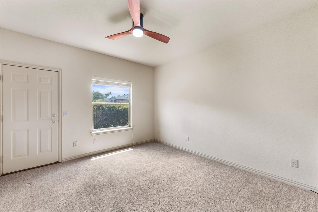 511 Mariner Drive - Photo 12