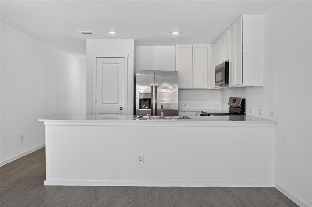 5318 Cinnamon Lane - Photo 3