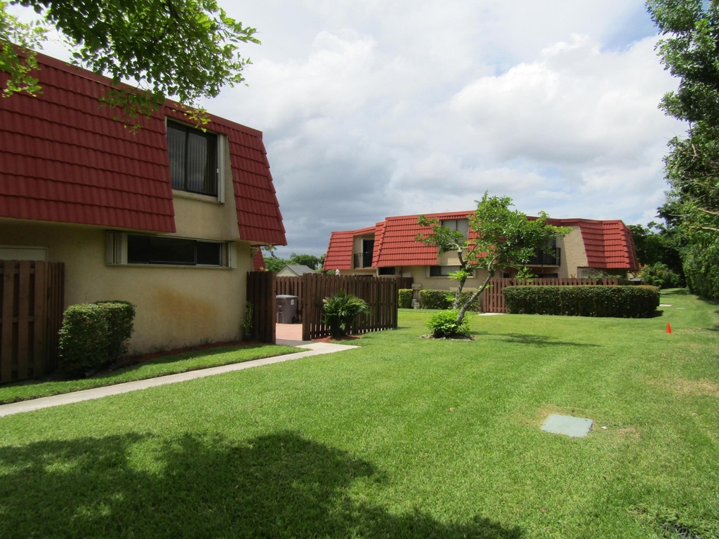 8345 Trent Court - Photo 0