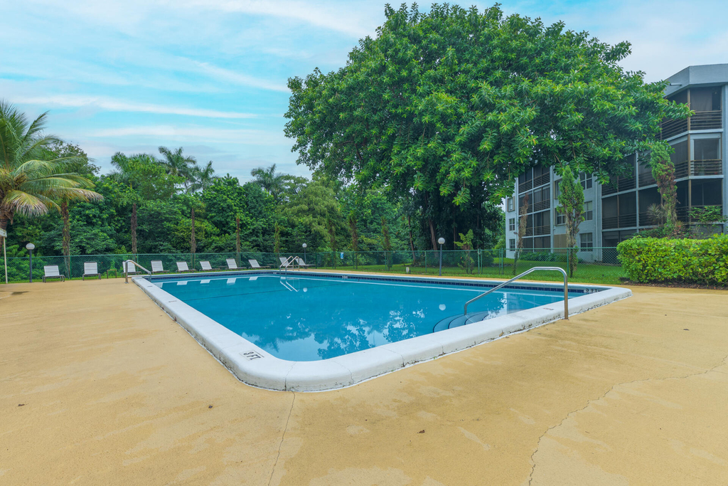 101 Royal Park Drive - Photo 14