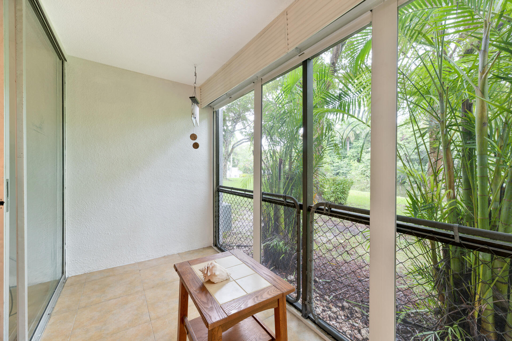 101 Royal Park Drive - Photo 8