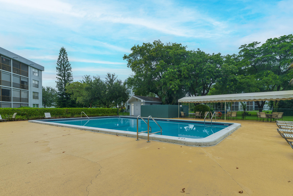 101 Royal Park Drive - Photo 24