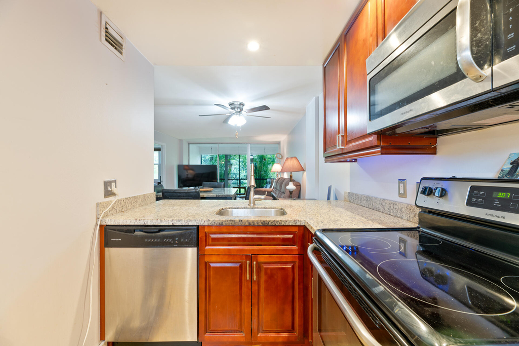 101 Royal Park Drive - Photo 16