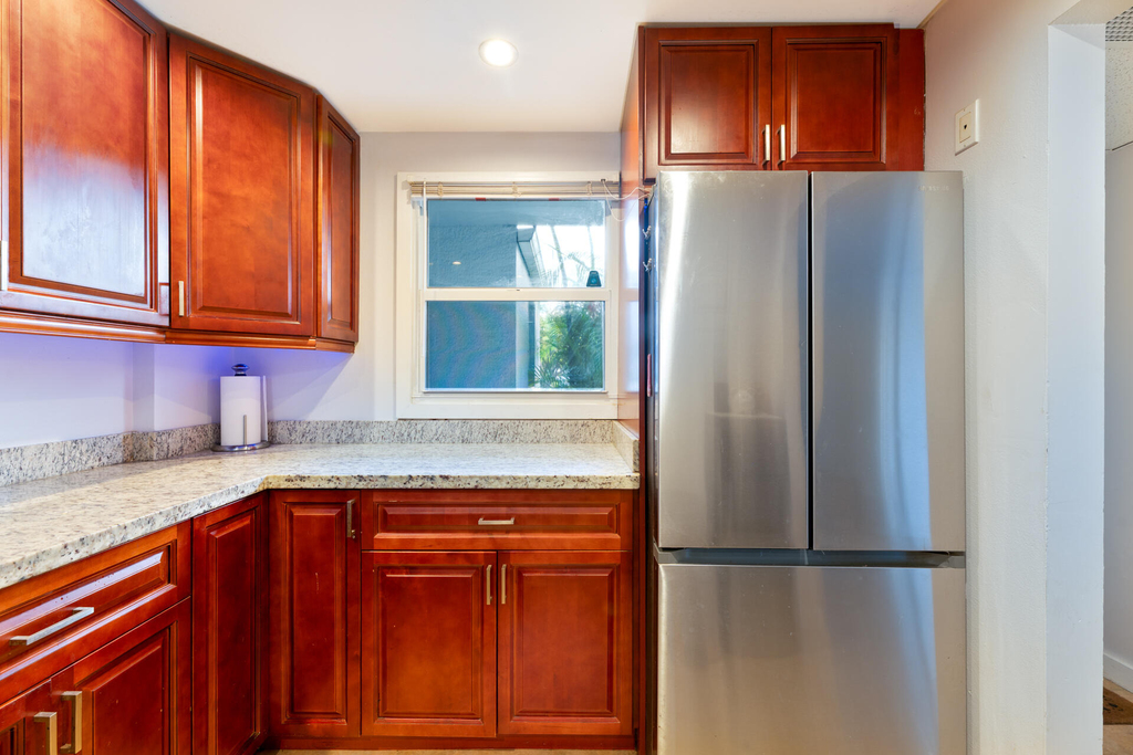 101 Royal Park Drive - Photo 4