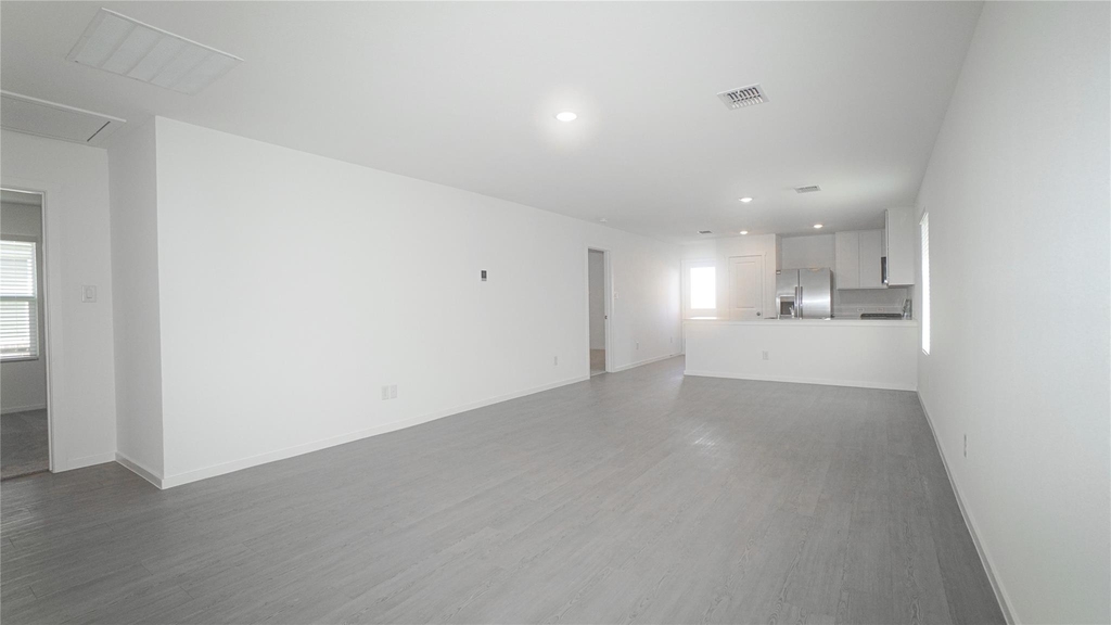 1827 Sanderling Street - Photo 3