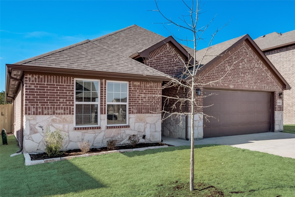 8102 Grant Lane - Photo 1