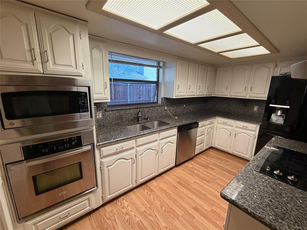 3912 Bandera Drive - Photo 3
