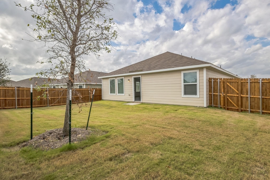 7904 Thornton Drive - Photo 36
