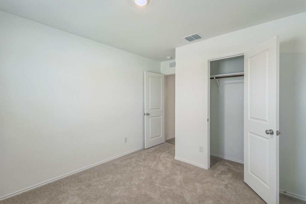 7904 Thornton Drive - Photo 21