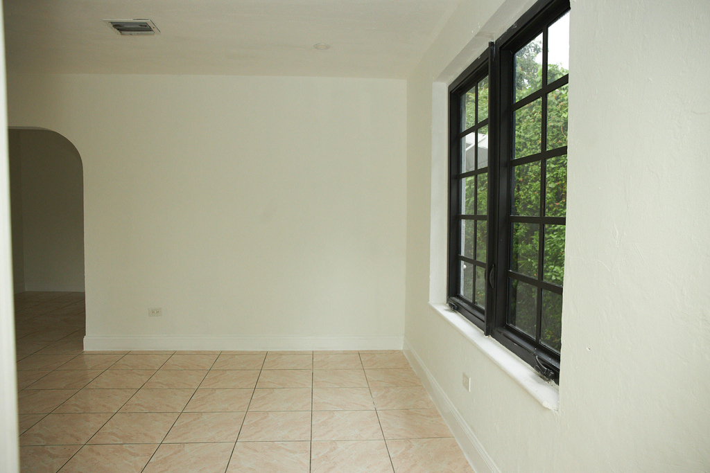 25 Ne 43rd Street - Photo 4