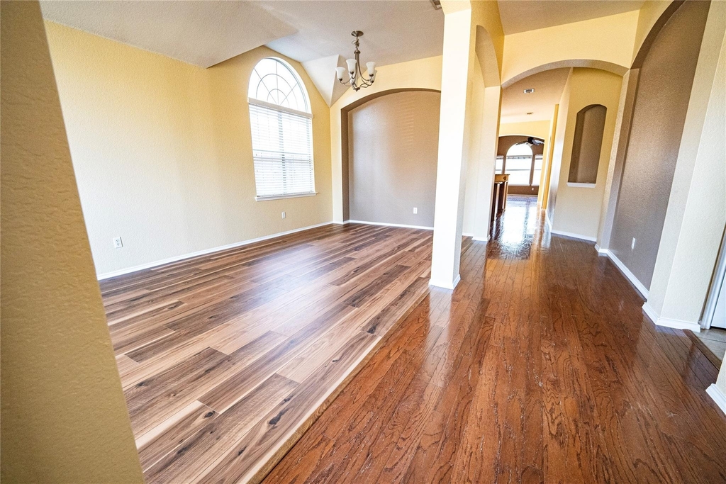 5521 Riverview Drive - Photo 4